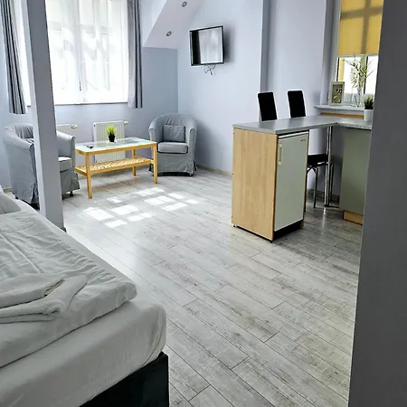 Holiday Home Near Baltic Sea And Lake Kolczewo, Cleaning Included 쿠크제보