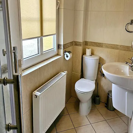 펜션 Holiday Home Near Baltic Sea And Lake Kolczewo, Cleaning Included 쿠크제보